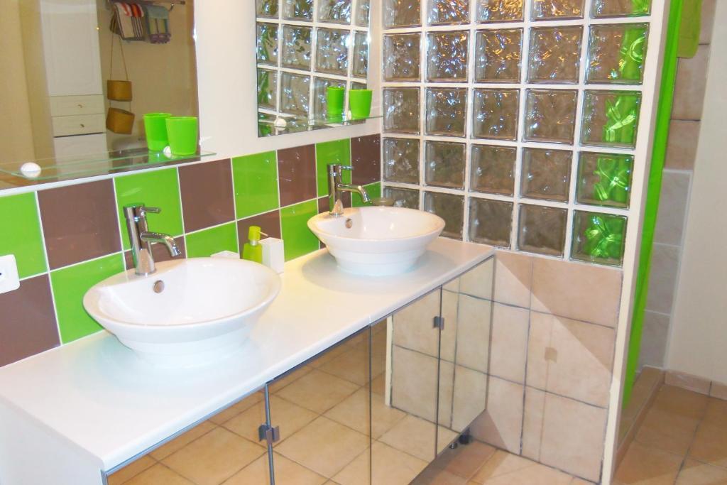 La Petite Madeleine Hotel Castillon-la-Bataille Bilik gambar
