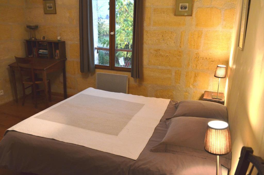 La Petite Madeleine Hotel Castillon-la-Bataille Bilik gambar