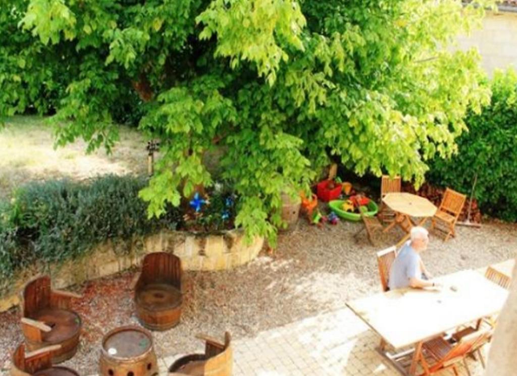 La Petite Madeleine Hotel Castillon-la-Bataille Luaran gambar