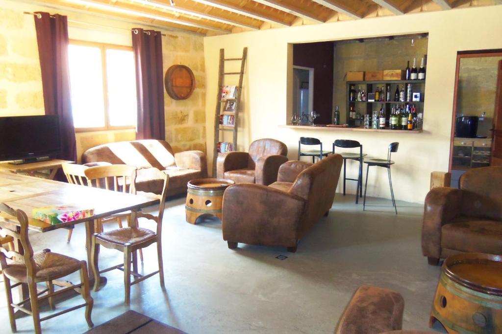 La Petite Madeleine Hotel Castillon-la-Bataille Luaran gambar