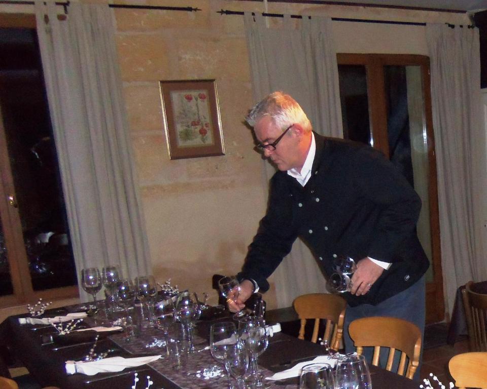 La Petite Madeleine Hotel Castillon-la-Bataille Luaran gambar